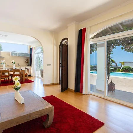 La Vista - Family Friendly Private Pool, Bbq, Sauna * Benalmadena