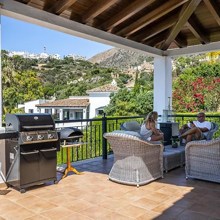 La Vista - Family Friendly Private Pool, Bbq, Sauna Villa Benalmadena