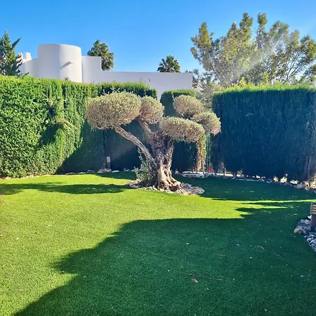 Villa La Vista - Family Friendly Private Pool, Bbq, Sauna