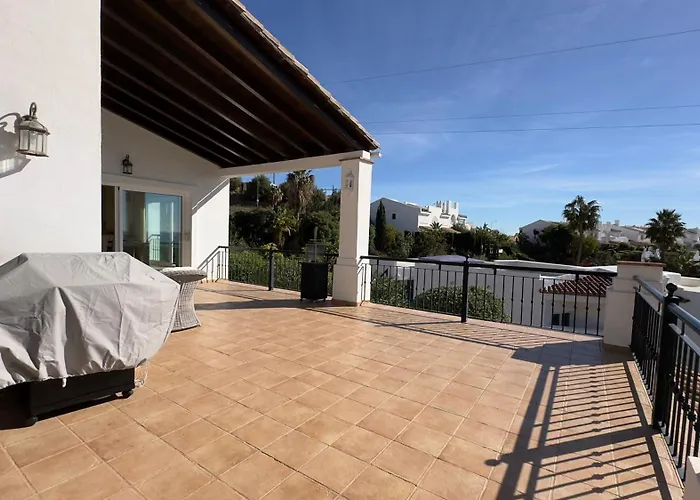 La Vista - Family Friendly Private Pool, Bbq, Sauna Benalmádena