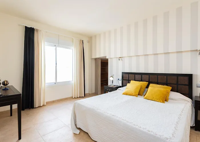 La Vista - Family Friendly Private Pool, Bbq, Sauna Villa Benalmádena